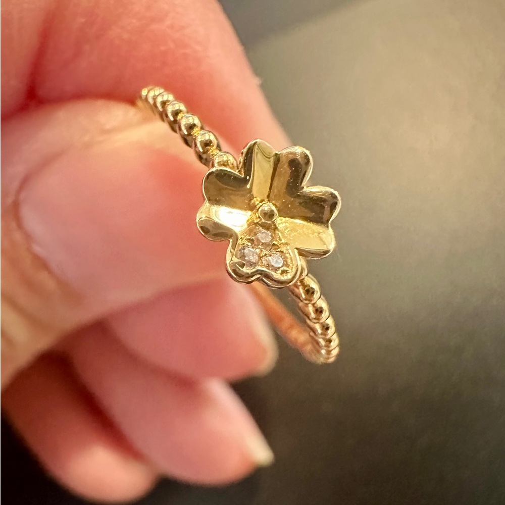 Clover Ring in 18K Pure Solid Yellow Gold